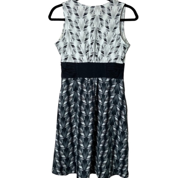 PATAGONIA ‘Margot’ Sleeveless Organic Cotton Jersey Knit Fit & Flare Dress Sz XS - Picture 4 of 10
